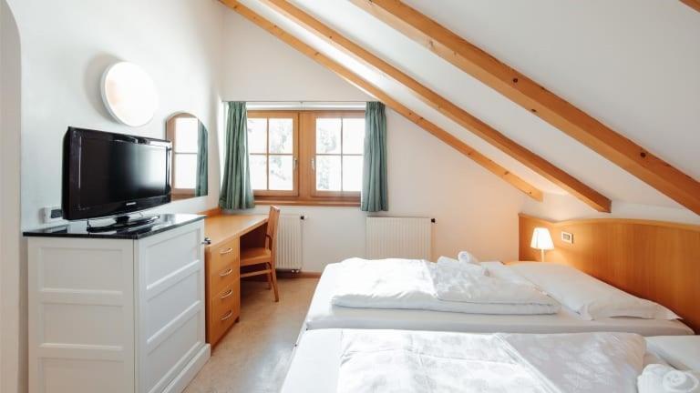 Hotel Corno Bianco ノーヴァ・ポネンテ エクステリア 写真