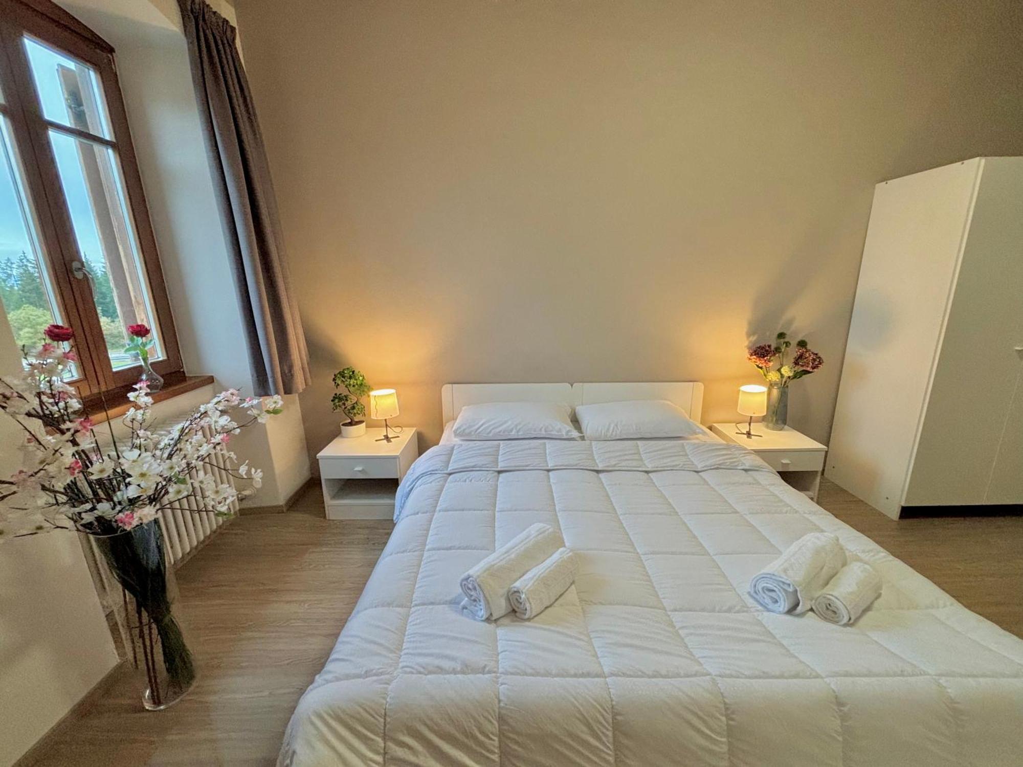 Hotel Corno Bianco ノーヴァ・ポネンテ エクステリア 写真